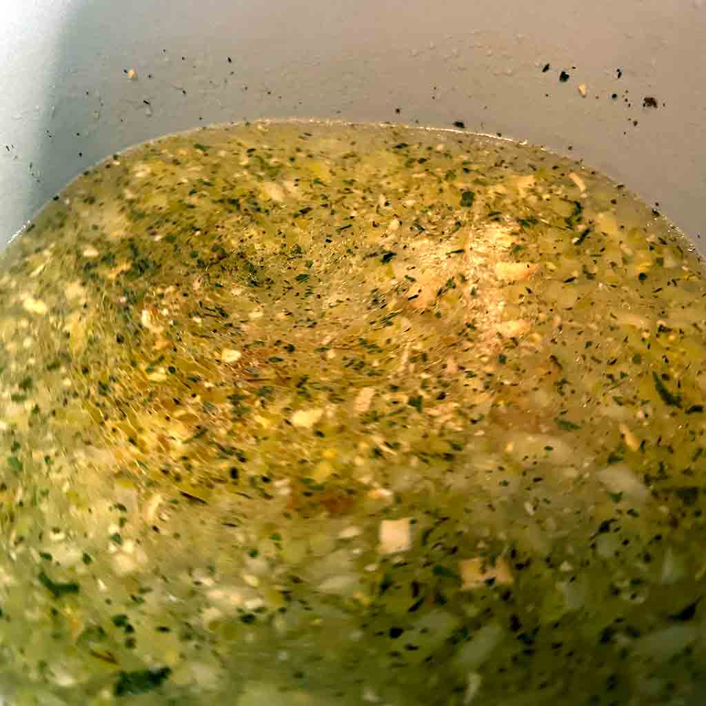 Gemüsesuppe mit Mettenden 2